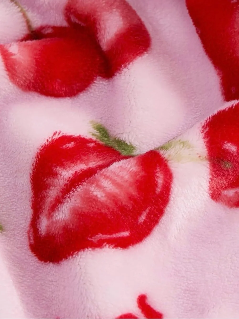 Juicy couture home strawberry, throw plush blanket